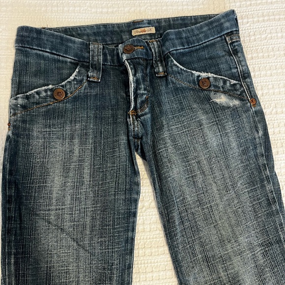 Size 4 Frankie B. Jeans - Picture 4 of 13